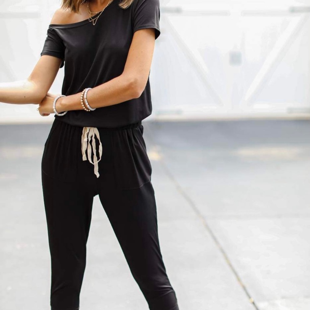 Dress Up Weekender Ribbed Jumpsuit - Picture 2 of 4